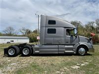 2014 Volvo VNL780