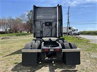 2014 Volvo VNL780