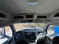 2018 Peterbilt 579