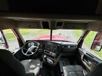 2018 Freightliner Coronado 122SD