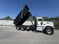 2016 Peterbilt 348
