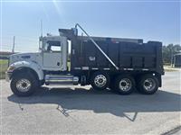 2016 Peterbilt 348
