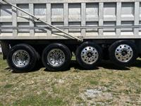 2014 Mack GU713