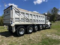 2014 Mack GU713