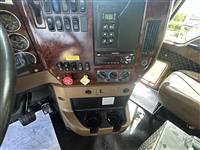 2014 Mack GU713