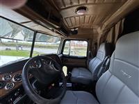 2004 Peterbilt 379