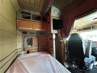 2004 Peterbilt 379