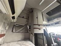 2007 Volvo VNL780