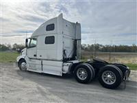 2007 Volvo VNL780