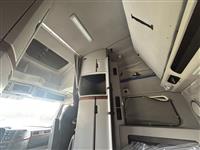 2007 Volvo VNL780