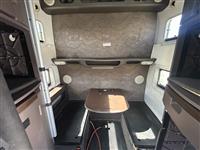 2014 Volvo VNL780