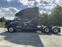 2014 Volvo VNL780
