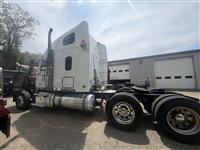 2015 Freightliner Coronado 122SD