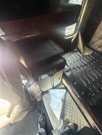 2015 Freightliner Coronado 122SD