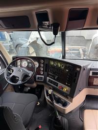 2015 Freightliner Coronado 122SD
