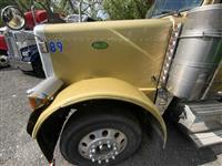 1999 Peterbilt 379
