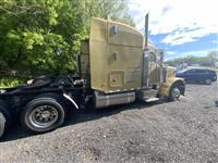1999 Peterbilt 379