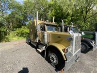 1999 Peterbilt 379