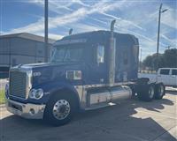 2018 Freightliner Coronado