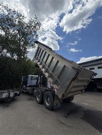 2015 Mack GU (Granite)