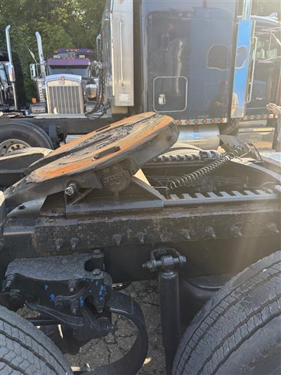 2019 Peterbilt 389