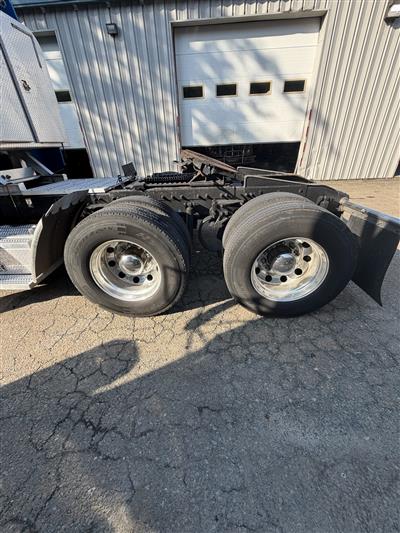 2019 Peterbilt 389