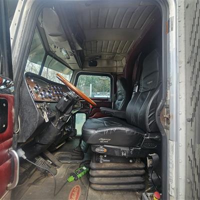 2006 Peterbilt 379EXHD