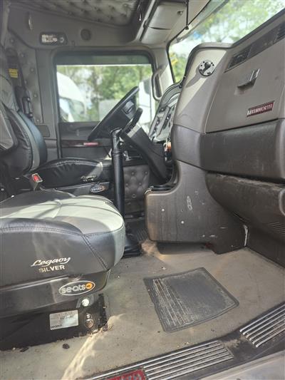 2012 Kenworth W900L