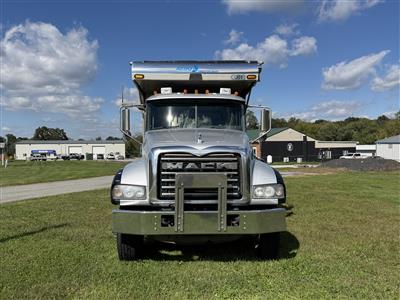 2015 Mack GU (Granite)