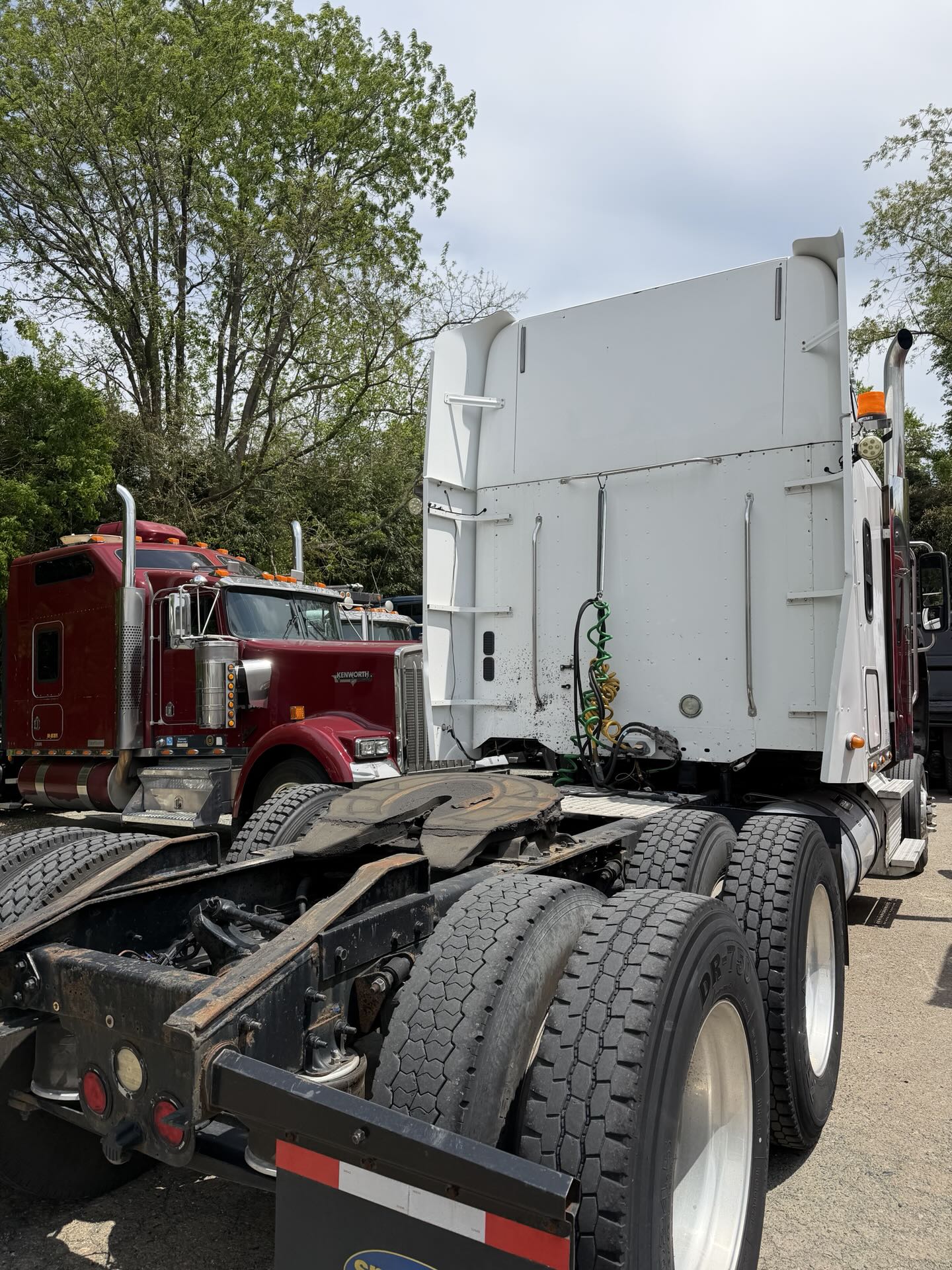 2015 Freightliner Coronado 122SD