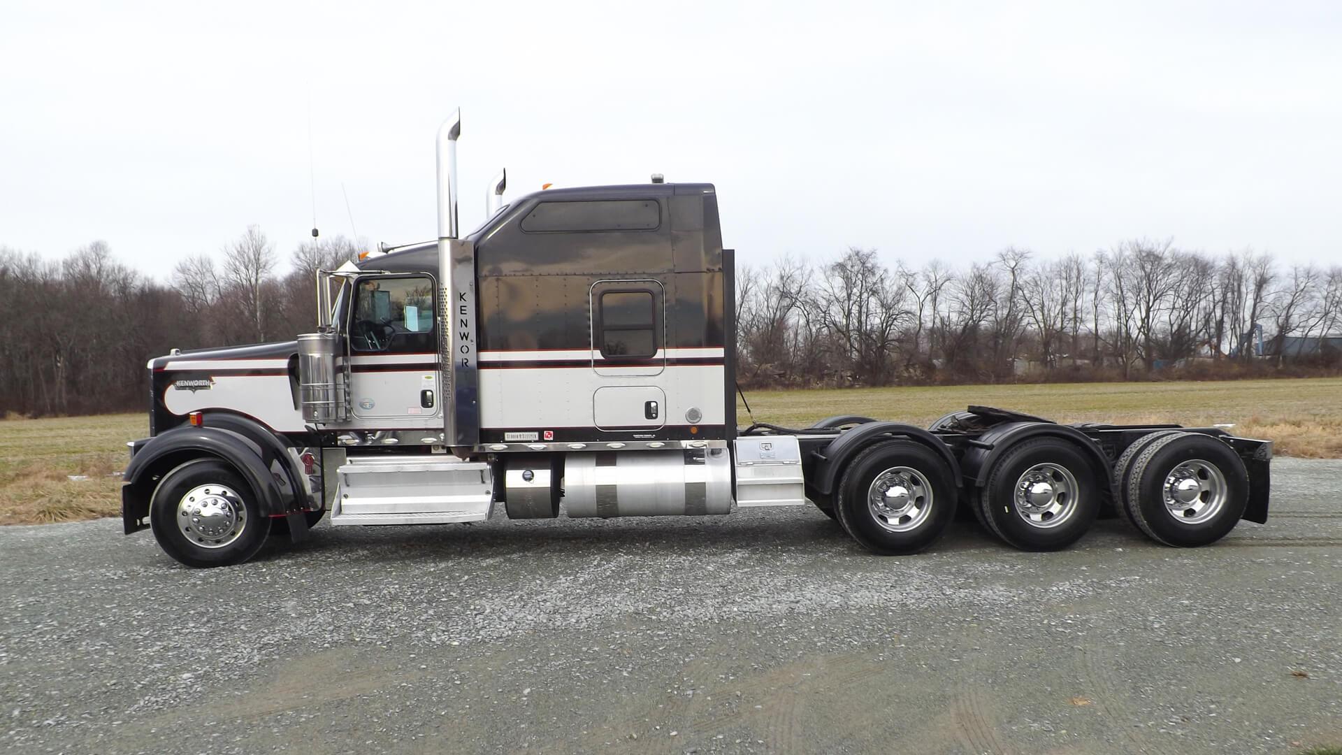 2013 Kenworth W900L