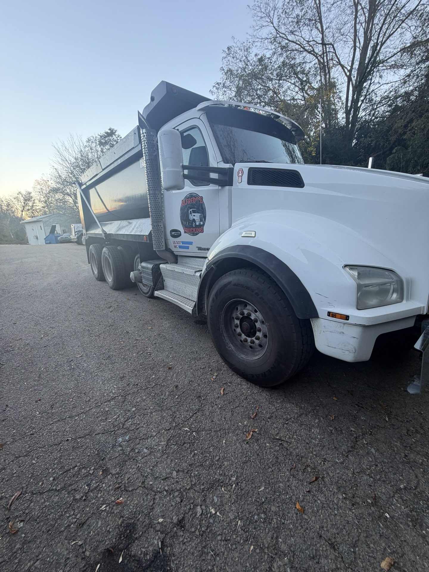 2017 Kenworth T880