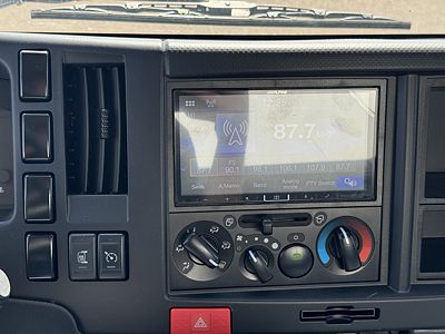 2025 Isuzu NRR GAS