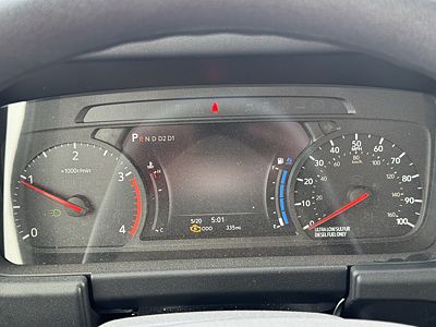 2025 Isuzu NRR