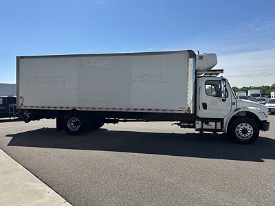 2020 Freightliner M2 106