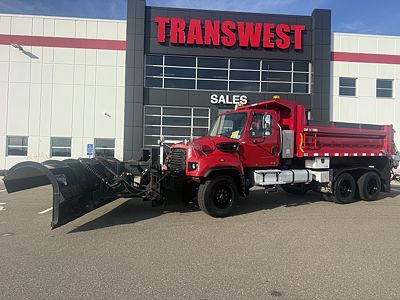 2013 Freightliner 114SD