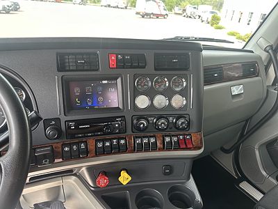 2020 Kenworth T880