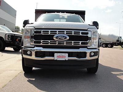 2025 Ford F-550