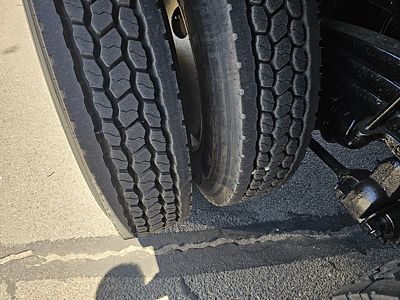 2017 WST 4700SB