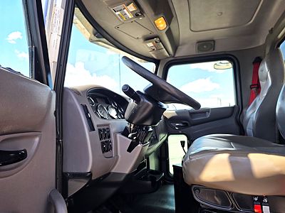 2022 Peterbilt 337