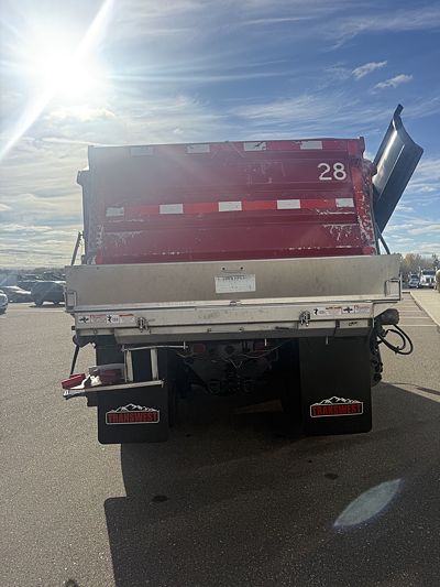 2013 Freightliner 114SD