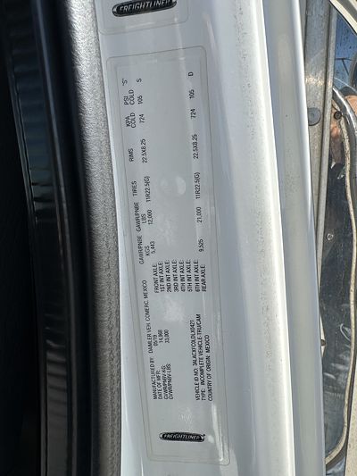 2020 Freightliner M2 106