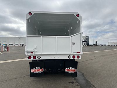 2027 Freightliner M2106