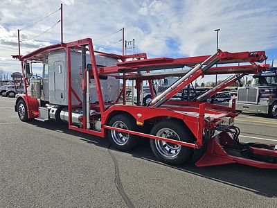 2020 Peterbilt 389