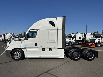 2024 Freightliner PT126SLP