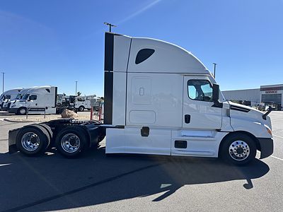 2024 Freightliner PT126SLP