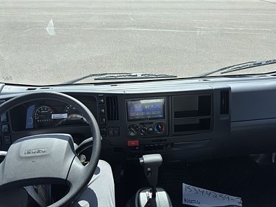 2025 Isuzu NRR GAS