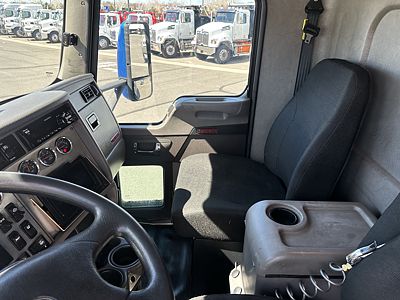 2019 Kenworth T-370