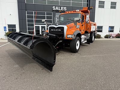 2017 Mack Granite