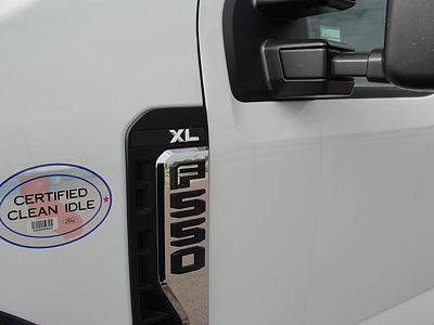 2025 Ford F-550